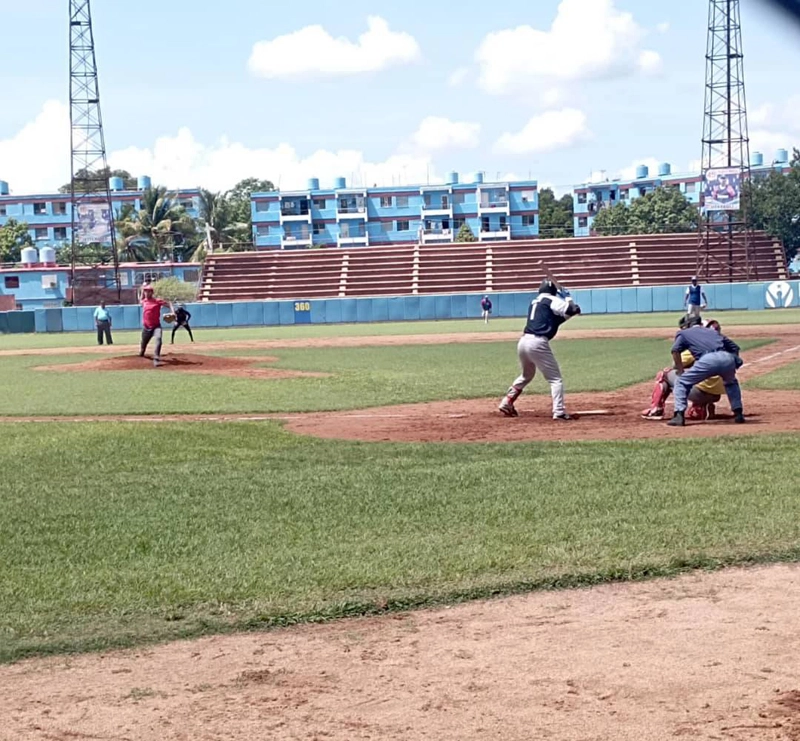 Cachorros, empatan, pierden, Alazanes, pretemporada de béisbol