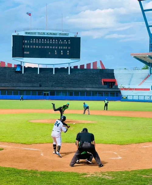 Cachorros VS Elefantes, Serie Nacional de Béisbol