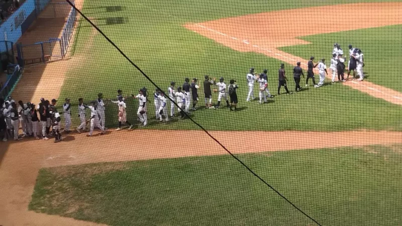 Cachorros, vencen, doble, Indios, aseguran, segundo cotejo, Serie Nacional, béisbol