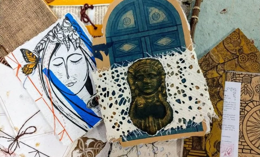 Collage Cuadernos Papiros