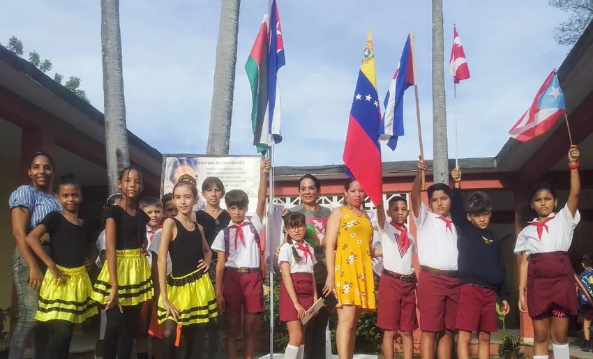 Acto por el Día de la Paz, Holguín