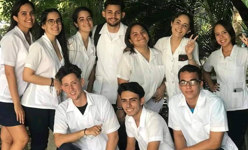 Estudiantes de Medicina, Holguín