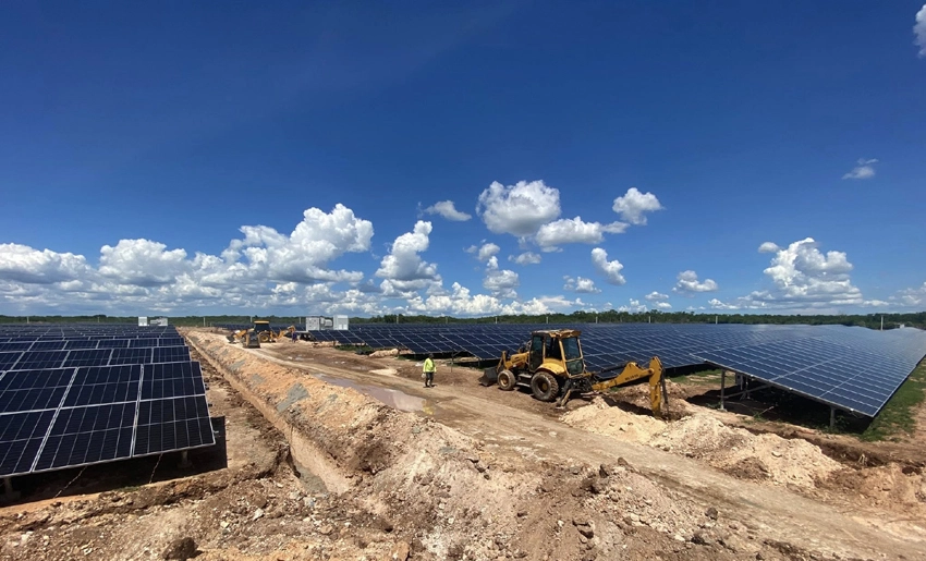 Parque solar El Cocal, Holguín