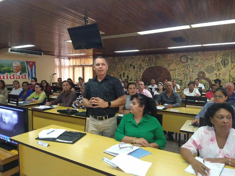 Efectúan en Holguín pleno ordinario del Comité Provincial del PCC 0