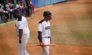 Cachorros, triunfan, recuperan, trono, Serie Nacional, béisbol, Holguín