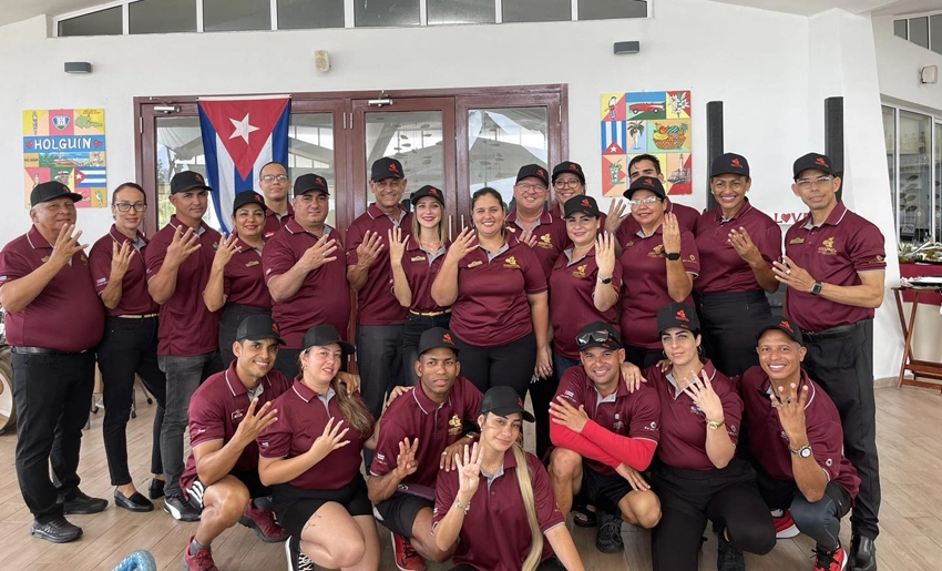 Trabajadores del Gran Muthu Almirante 