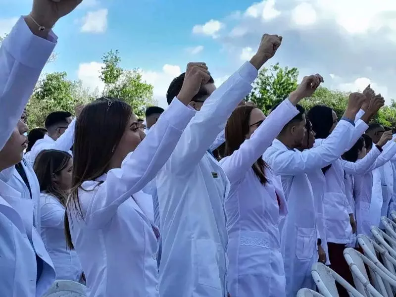 graduación, Ciencias Médicas, Universidad, Holguín, nuevos graduados