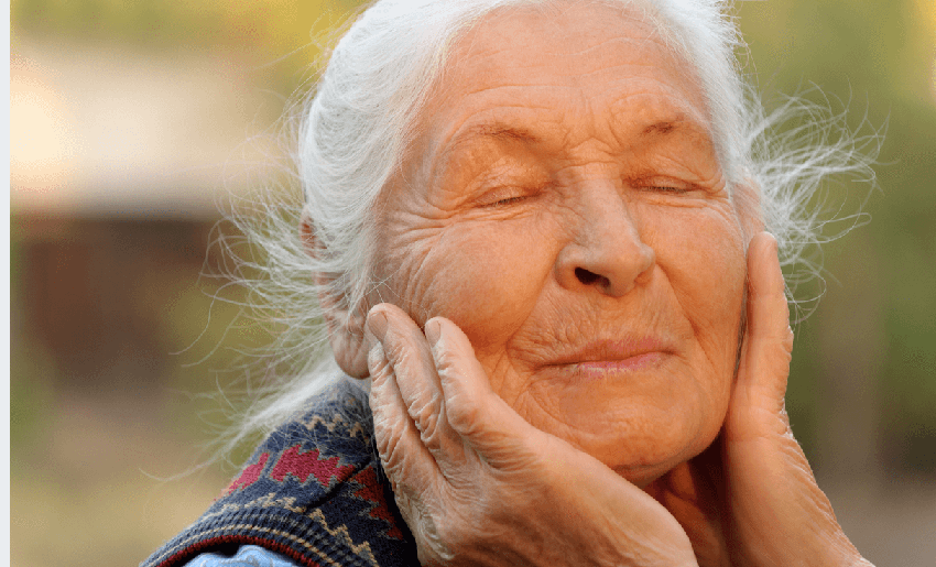 Vejez, mujer de la tercera edad