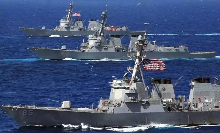 Buques militares de EE.UU en el Caribe