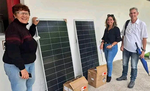 Kits de paneles solares, Holguín