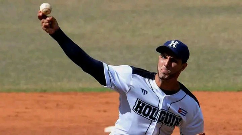 José Miguel Rodríguez, béisbol, Cachorros, Holguín