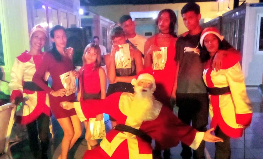 Celebración de la Navidad en Plaza de la Marqueta, Holguín