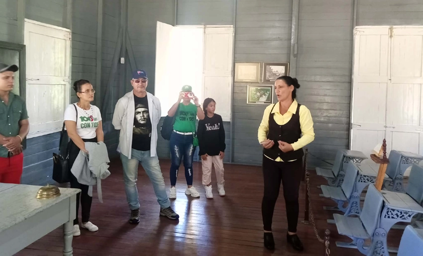 Recorrido por Sitio Histórico de Birán