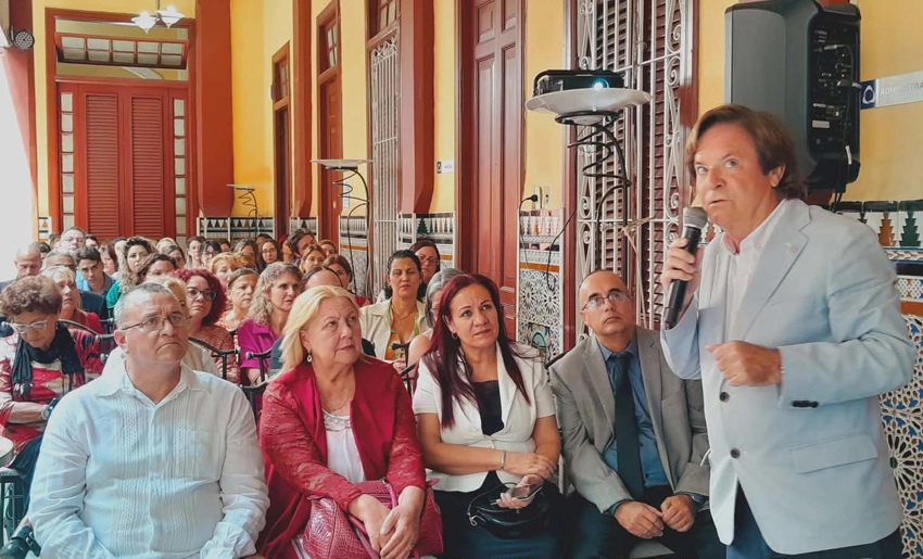 Conferencia internacional sobre Oftalmología en Holguín