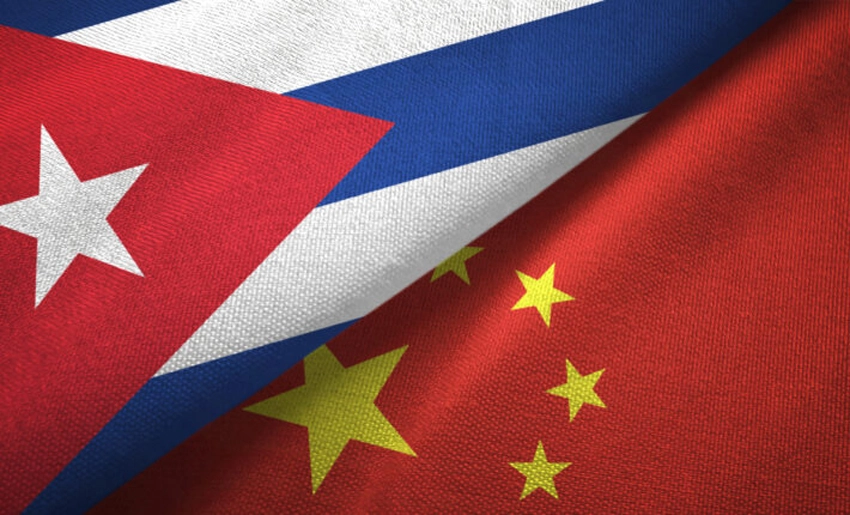 Banderas de Cuba y China