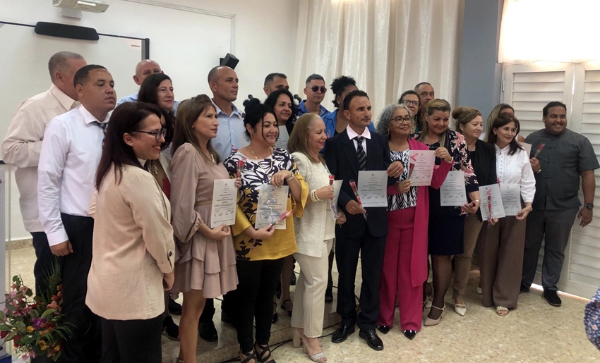 Graduación de Doctores en Ciencias en Holguín