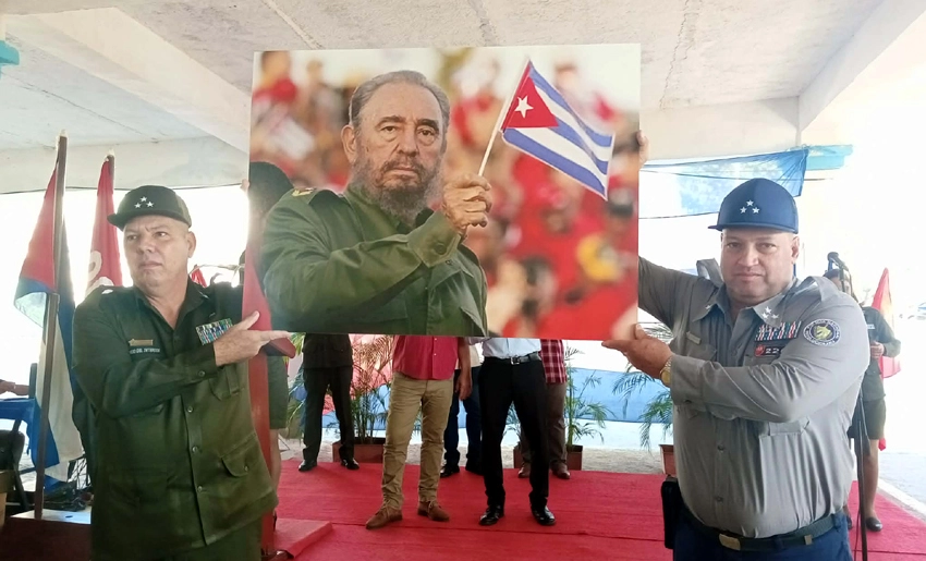 Homenaje a combatientes del Minint en Holguín por Aniversario 67 de la PNR y Dirección de Inmigración y Extranjería