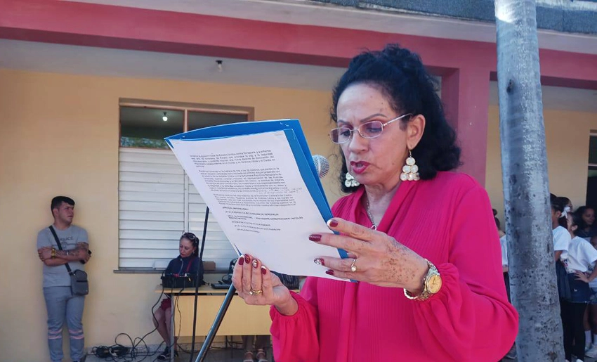 Estudiantes holguineros se solidarizan con Venezuela 0