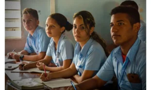 educación en holguin