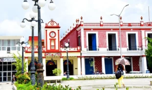 cine Martí en Holguín