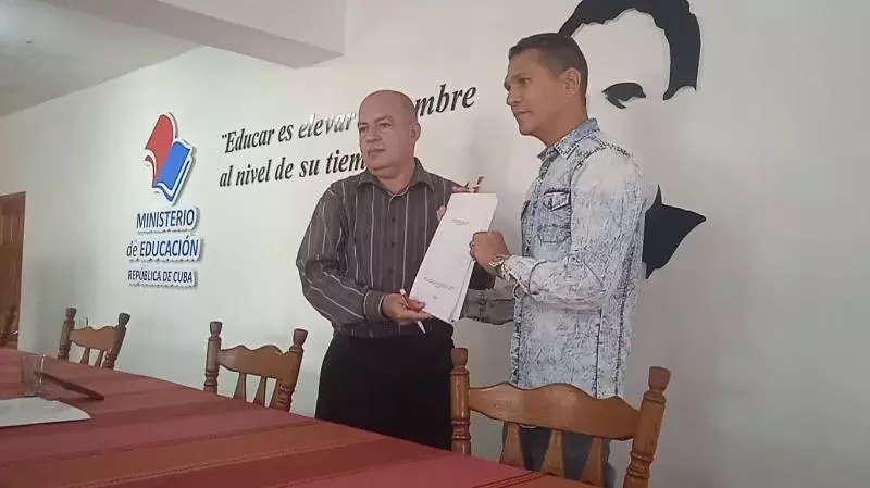 firma, convenios claves, fortalecer, formación integral, estudiantes, Holguín 