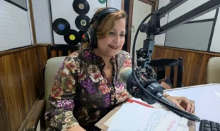 Directora de Apartado Popular, Radio Angulo