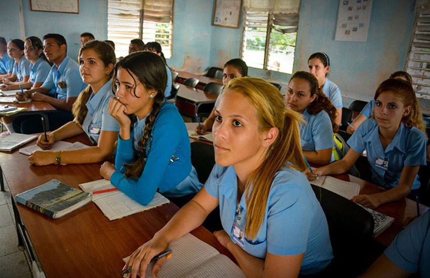 oportunidades, desarrollo, capacidades profesionales, jóvenes, adultos, Holguín, educación