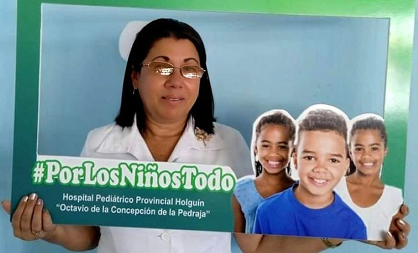 Enfermera Hospital Pediátrico