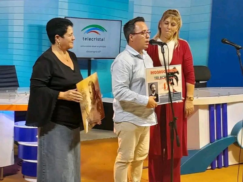 reconocimiento, Tele-Cristal, 40 años, fundación, cultural, medios de comunicación, Holguín
