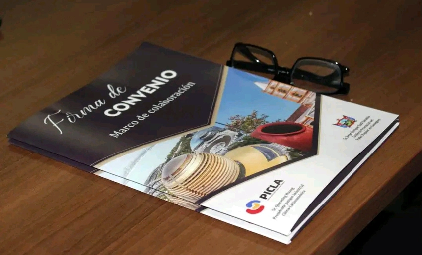 Folleto PLICA, colaboración China, Holguín