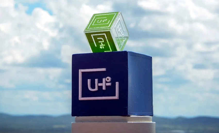 Logotipo Universidad de Holguín