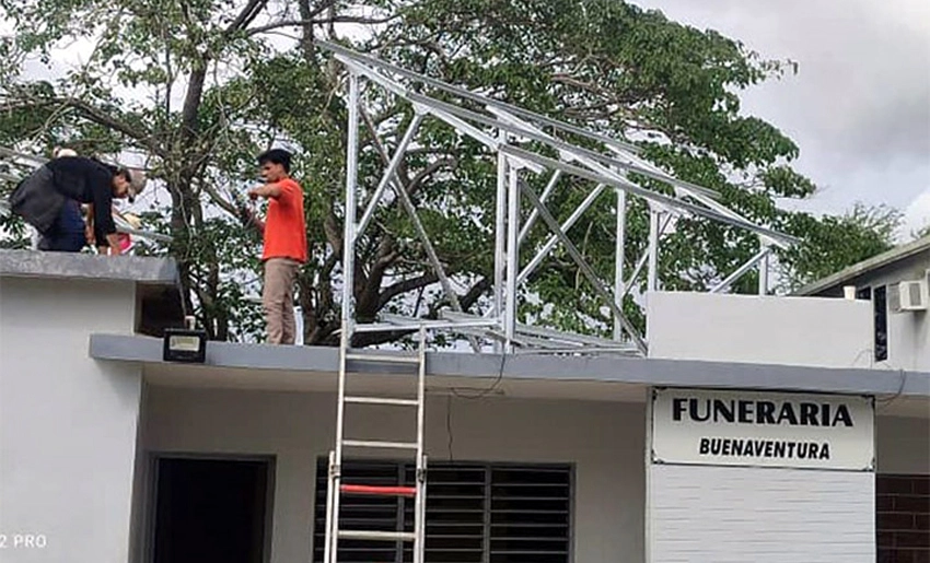 Instalación de Kits solares en Holguín