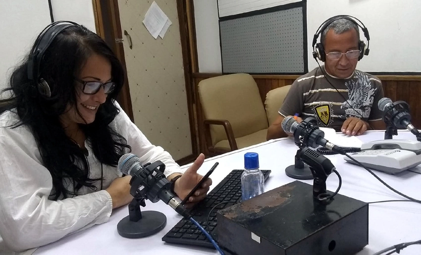 Realizadores del espacio La Algarabía de la CMKO, Holguín