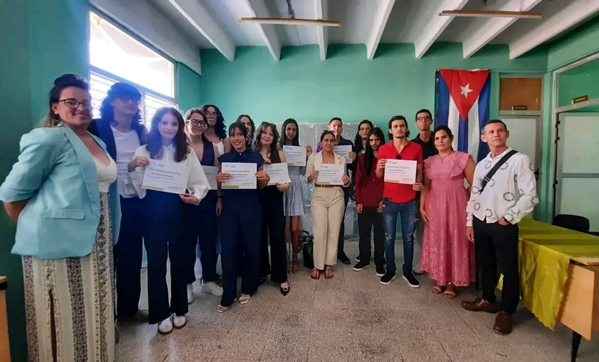 Estudiantes de la Universidad de Holguín