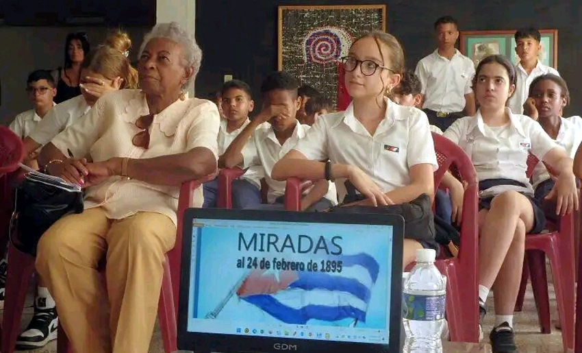 presentación del libro Miradas al 24 de febrero, del destacado investigador Hernel Pérez, HOlguín