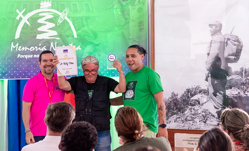 Reconocimiento de la AHS a creadores