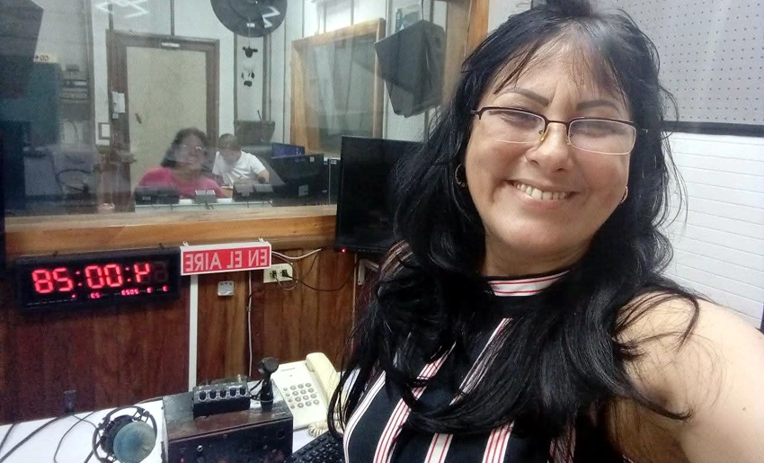 Yinet Cruz. locutora de La Algarabía de la CMKO