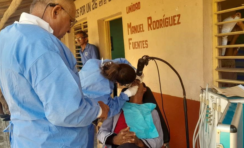 Consulta de estomatología, intervención comunitaria