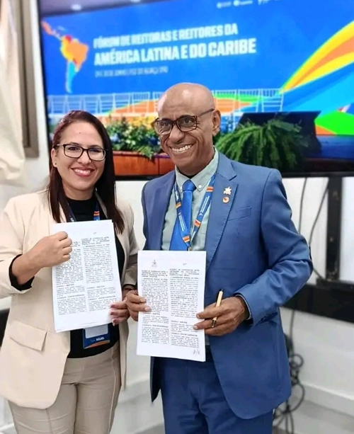 Firma de convenio entre la UHo y universidades brasileñas