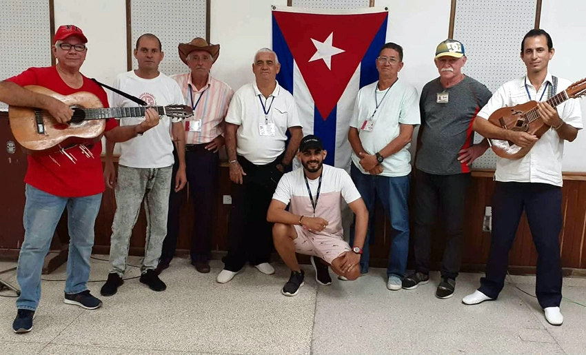 Integrantes del colectivo del espacio campesino Fiesta en el Campo de la CMKO