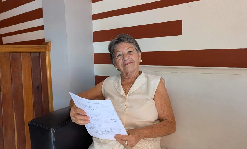 Libia Rosa Morales Brito, trabajadora de la CMKO Radio Angulo