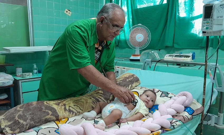 Atención a paciente pediátrico en Hoguín