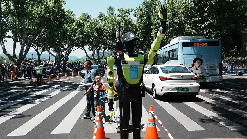 primer escuadrón, policías, tráfico, China