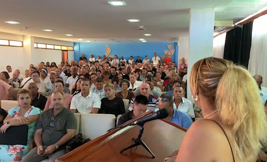 Foro de Negocios, Holguín
