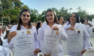 Graduación 49 de UCMHo