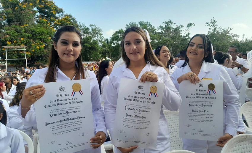 Graduación 49 de UCMHo
