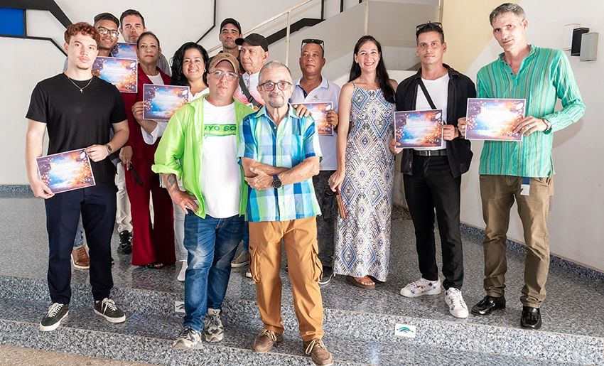 Graduación de curso para camarografos en TeleCristal
