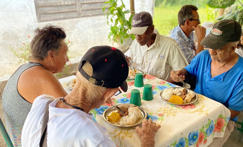 Hogar de Alimentación Comunitaria, Holguín
