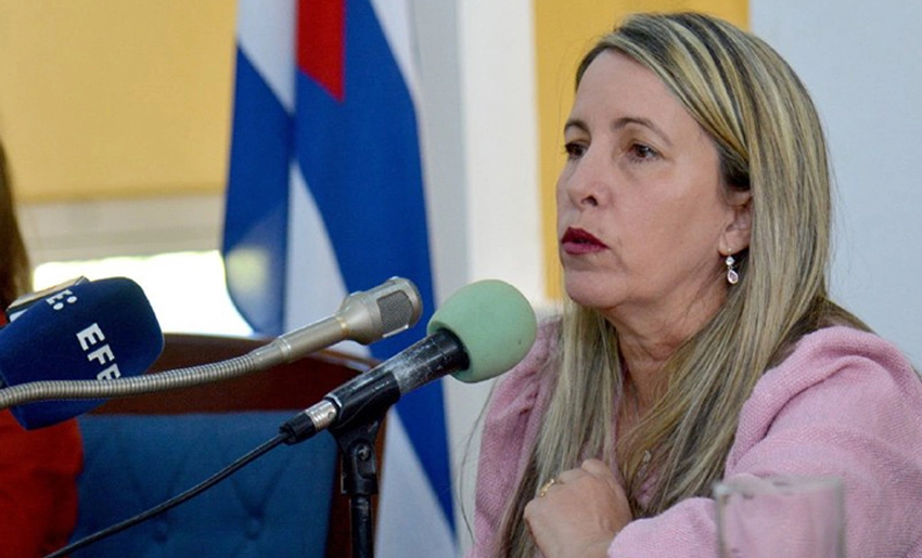 Conferencia de Prensa Ministra de Educación