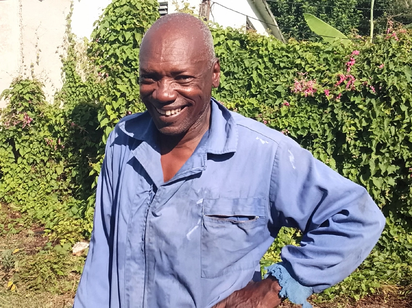Luis Charón Francois, chofer paramédico del holguinero municipio de Antilla